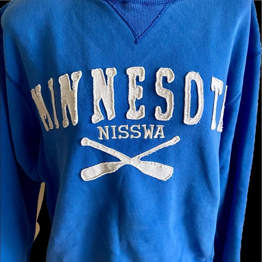 Minnesota Blue 84 Sweatshirt - M blue , cream letters , no rips tears or stains - Picture 2 of 6
